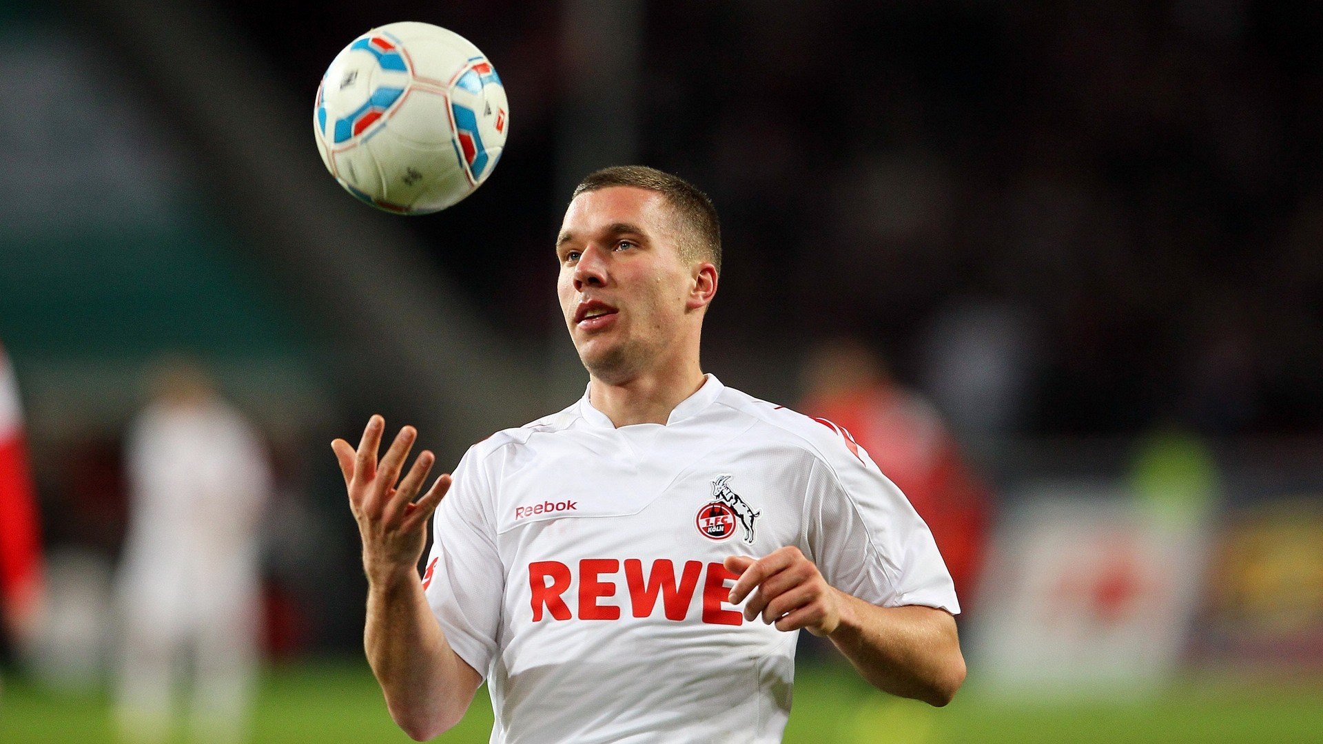 黄喜灿,从莱比锡冷雨到西决烈焰,一位亚洲射手的生死战宣言